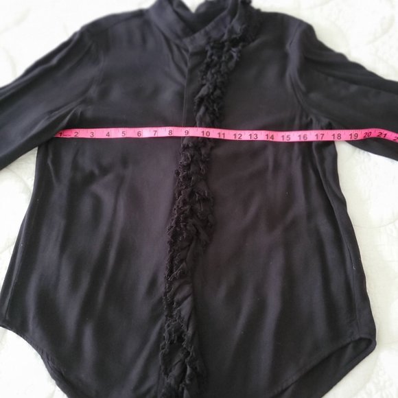 DKNY Women’s Ruffle Button Down - Picture 3 of 8